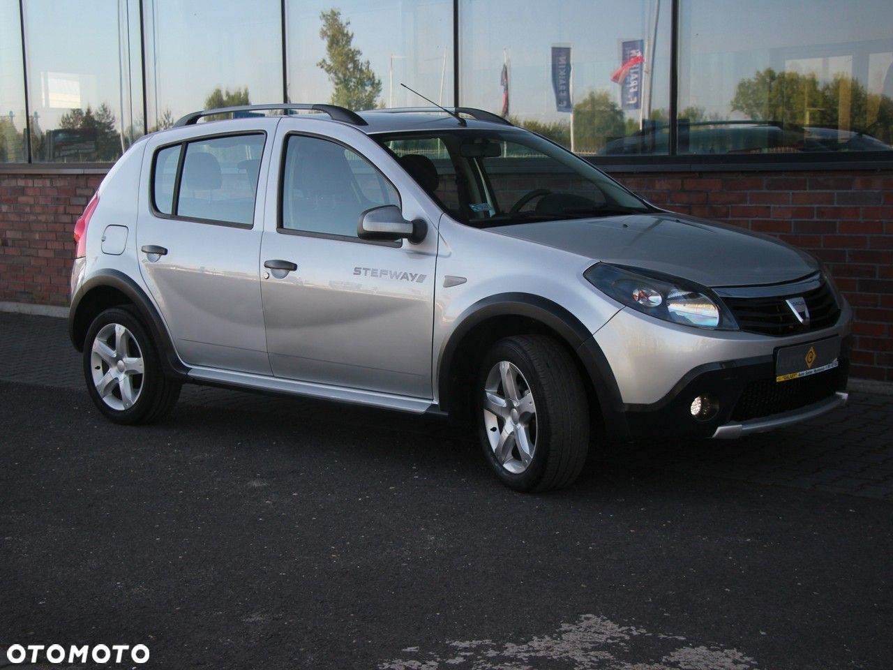 Dacia Sandero Stepway 1.6 - 33