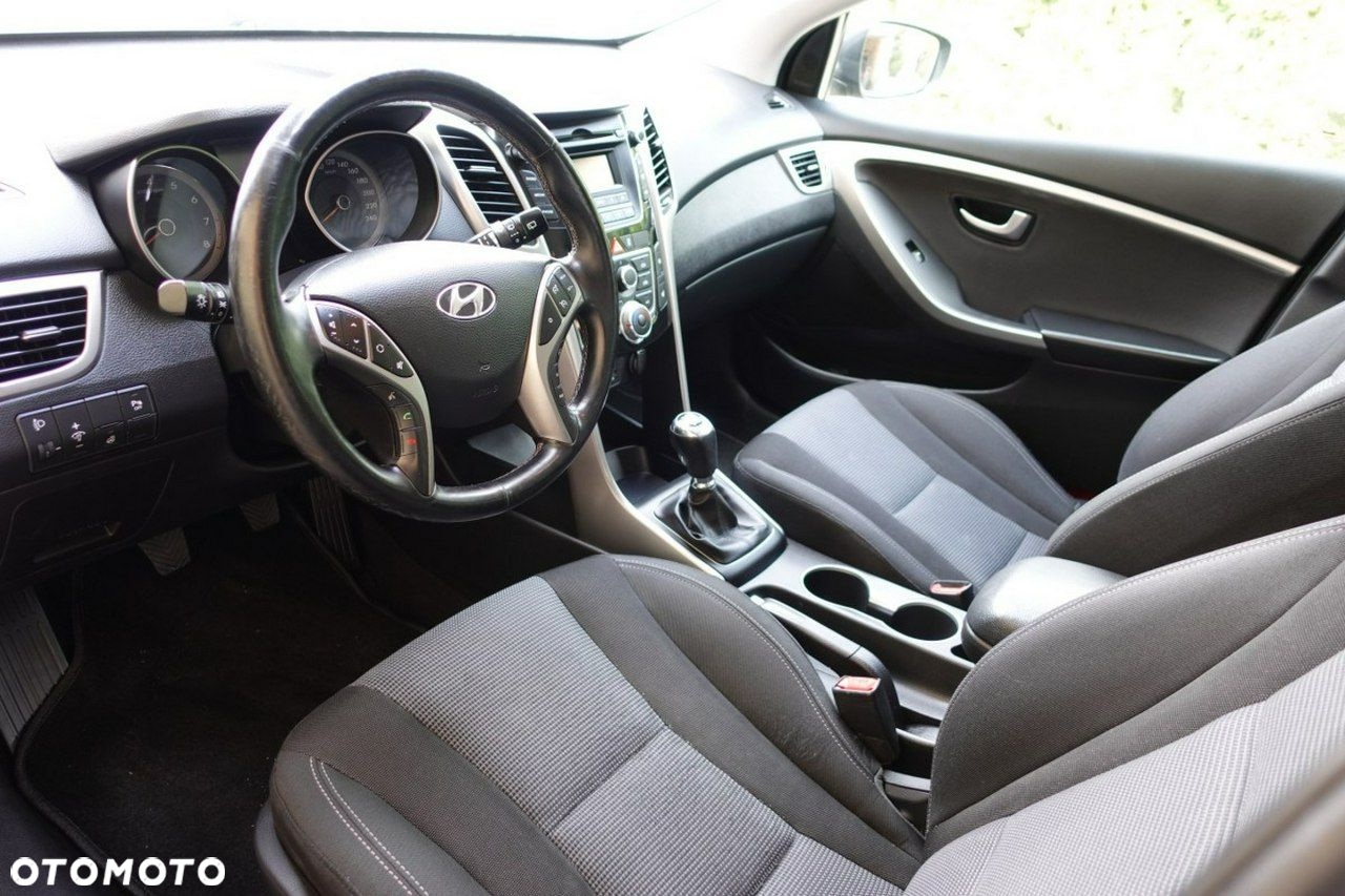 Hyundai i30 - 12