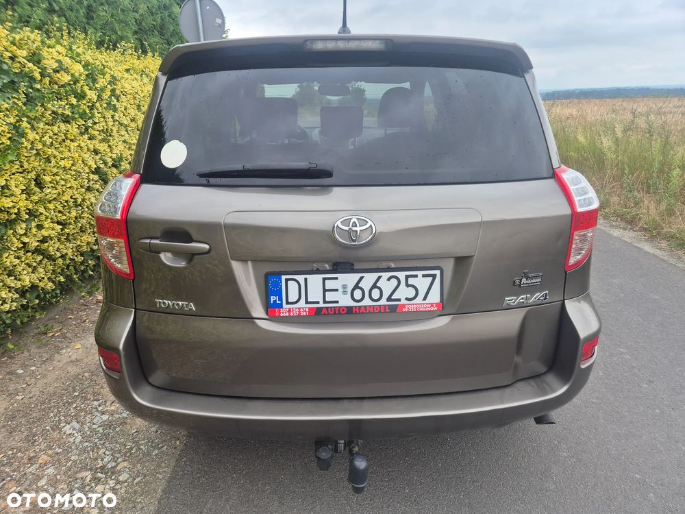 Toyota RAV4 2.2 D-CAT 2010 - 4