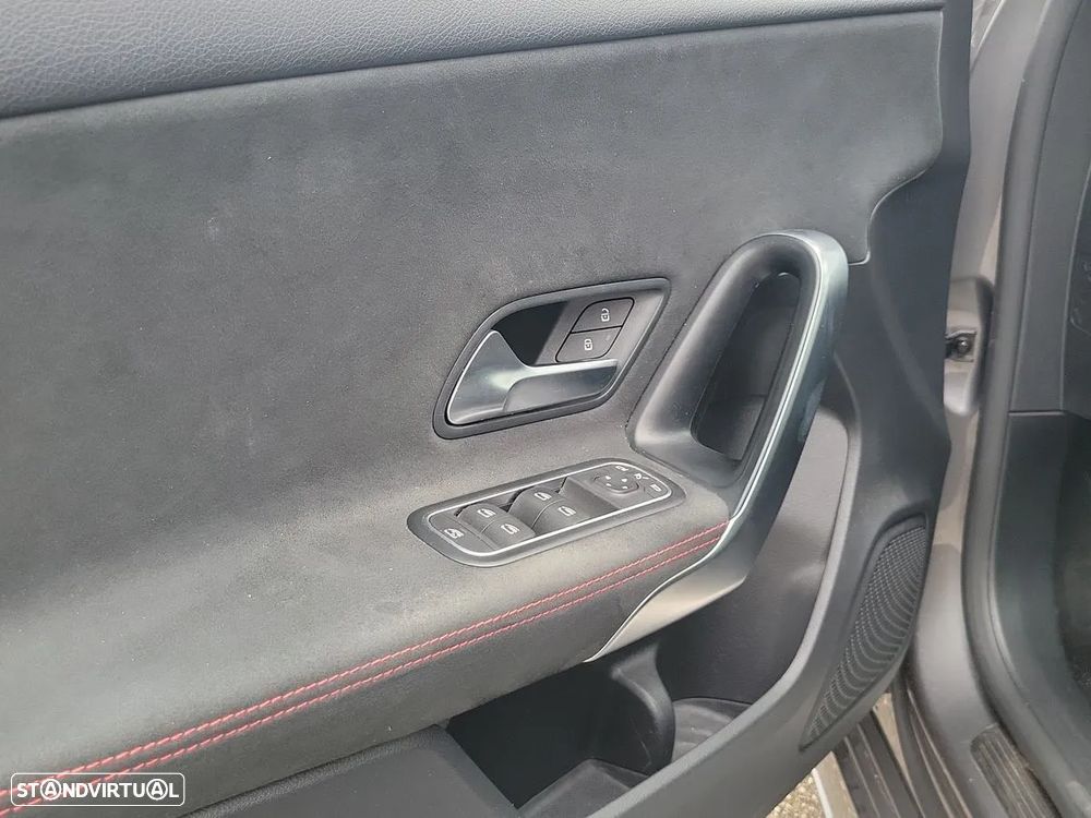 Mercedes-Benz A 180 d AMG Line Aut. - 22