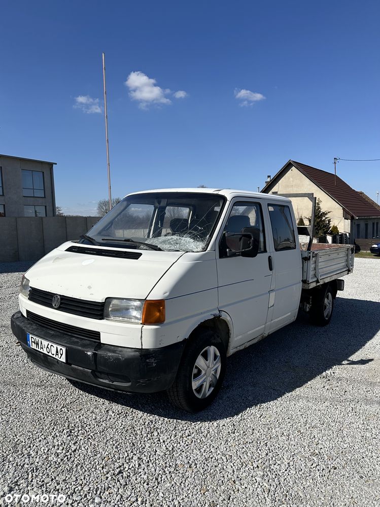 Volkswagen Transporter - 1