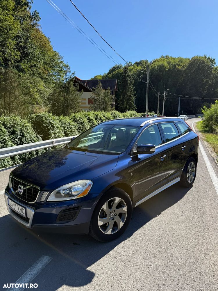 Volvo XC 60 D4 AWD Geartronic Ocean Race - 8