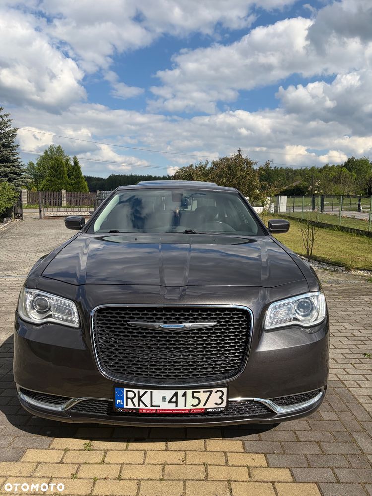 Chrysler 300C - 10