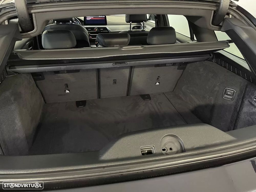 BMW 520 d Pack Desportivo M Auto - 50