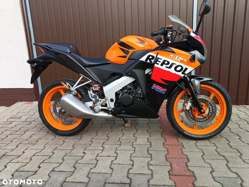 Honda CBR - 3