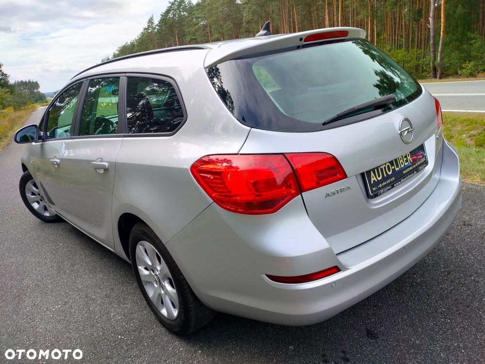 Opel Astra 1.7 CDTI DPF NAVI - 7