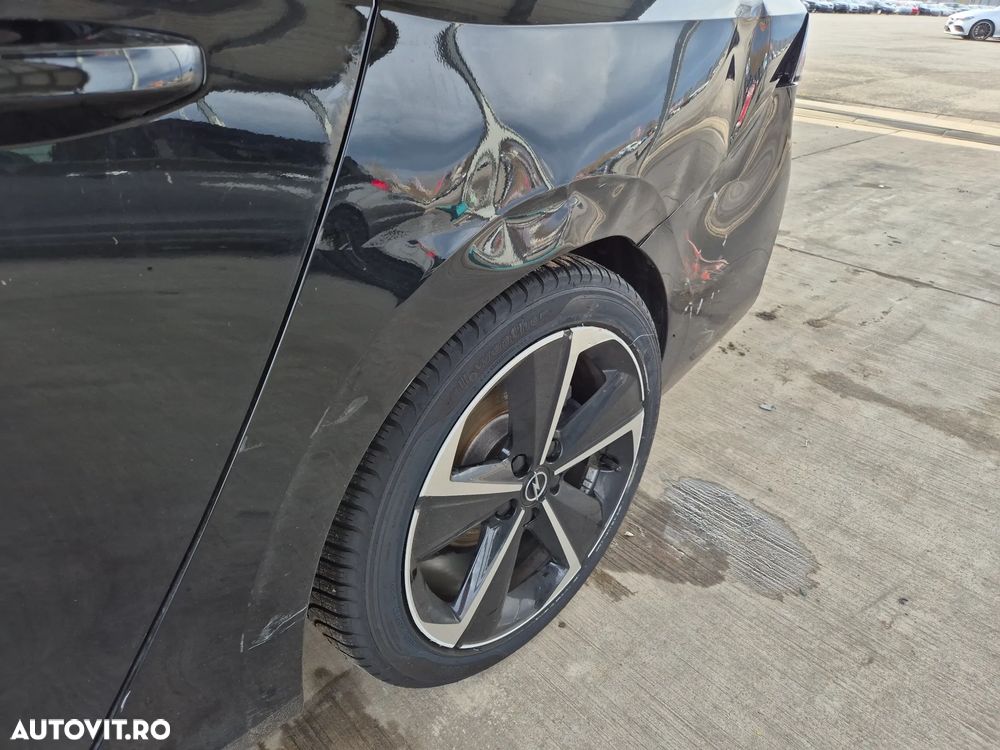 Opel Astra 1.2L Turbo Start/Stop GS - 14