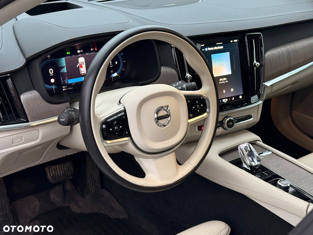 Volvo V90 Cross Country B5 D AWD Ultimate - 9