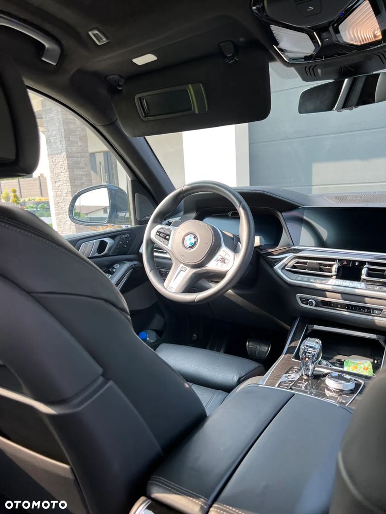 BMW X7 M50d sport - 22
