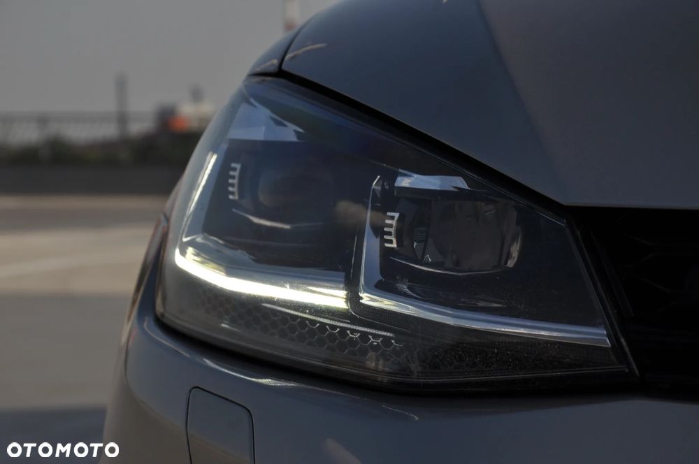 Volkswagen Golf 2.0 TDI SCR Highline - 15