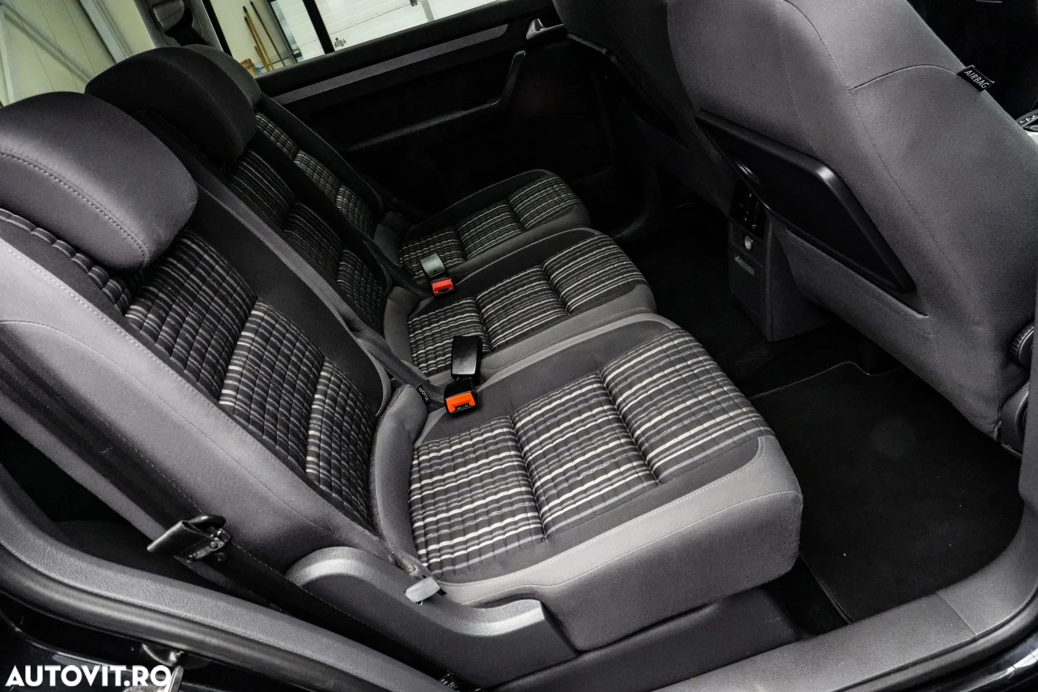 Volkswagen Touran Cross 2.0 TDI DSG - 16