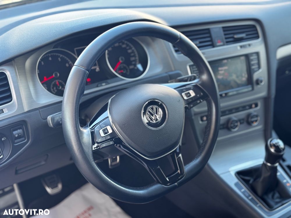 Volkswagen Golf 1.4 TSI BlueMotion Technology Allstar - 12