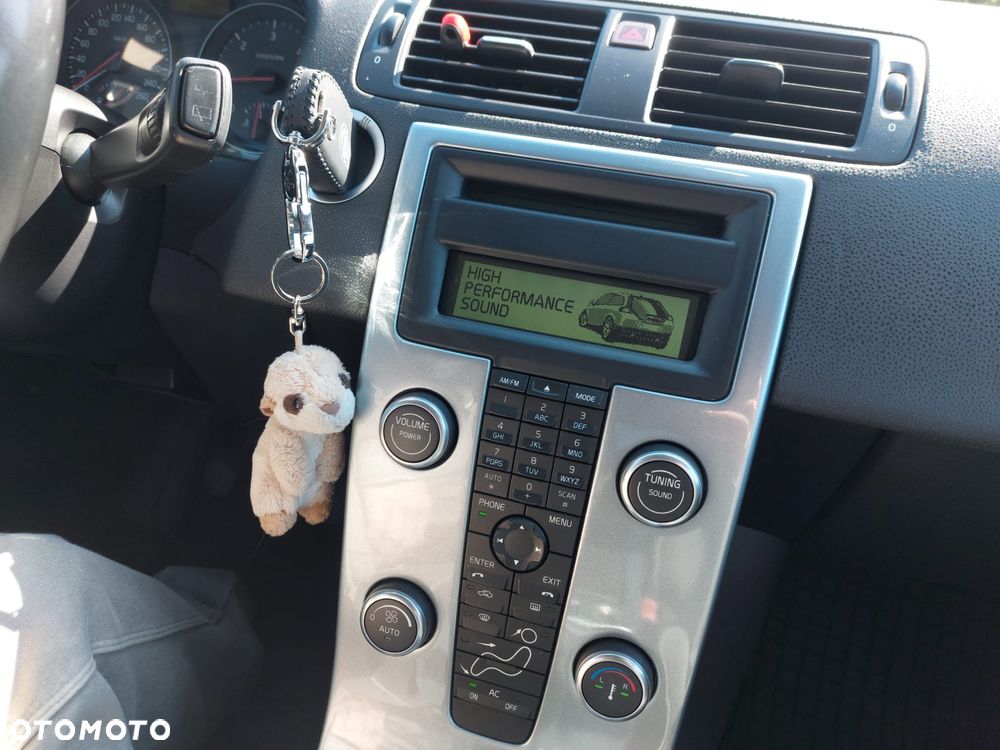 Volvo C30 1.6D Momentum - 9