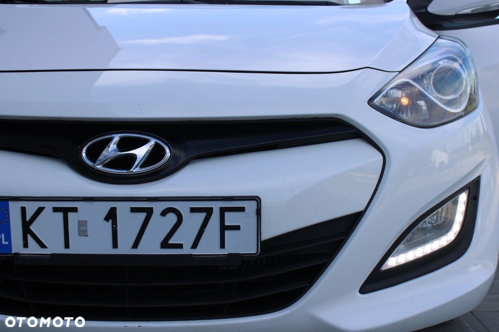 Hyundai i30 1.6 CRDi Premium - 9