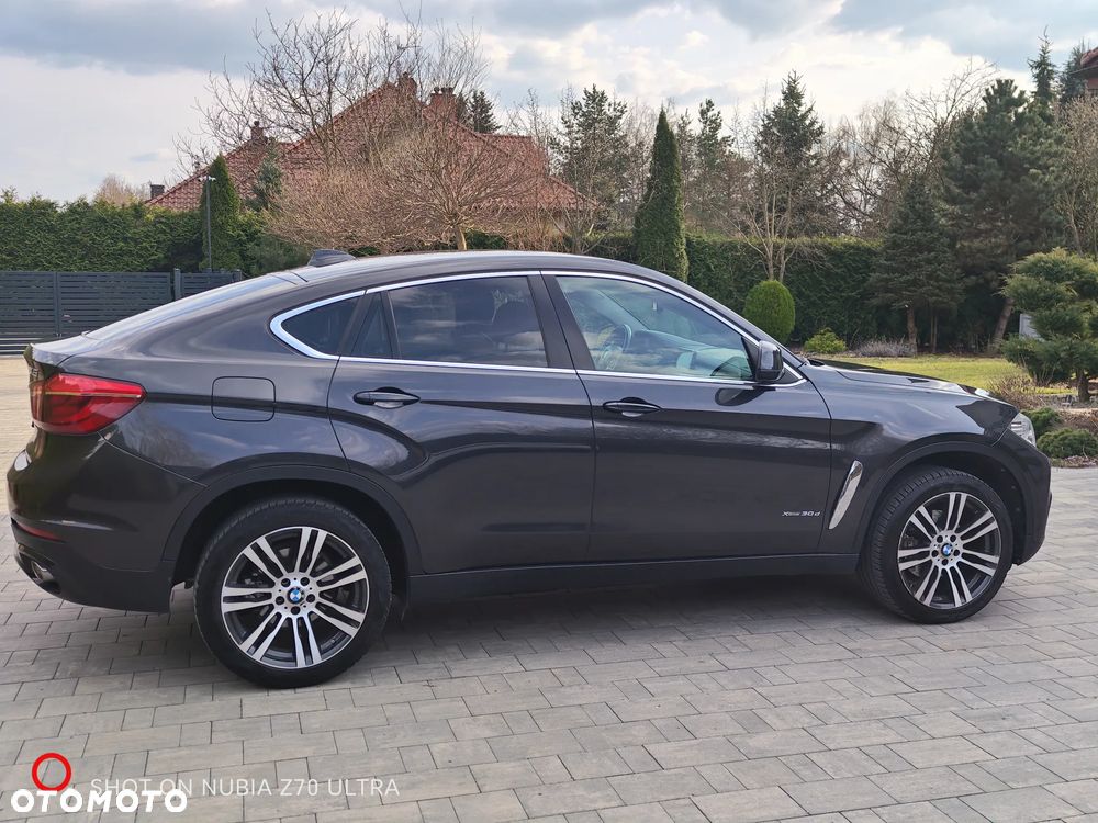 BMW X6 xDrive30d - 12