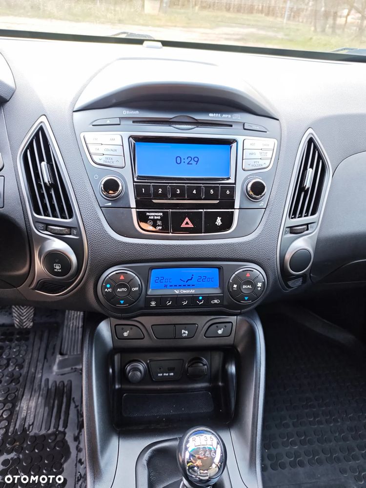 Hyundai ix35 1.7 CRDi 2WD blue Style - 29