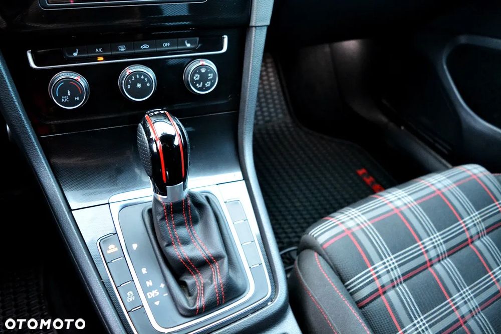 Volkswagen Golf GTI BlueMotion Technology DSG - 8