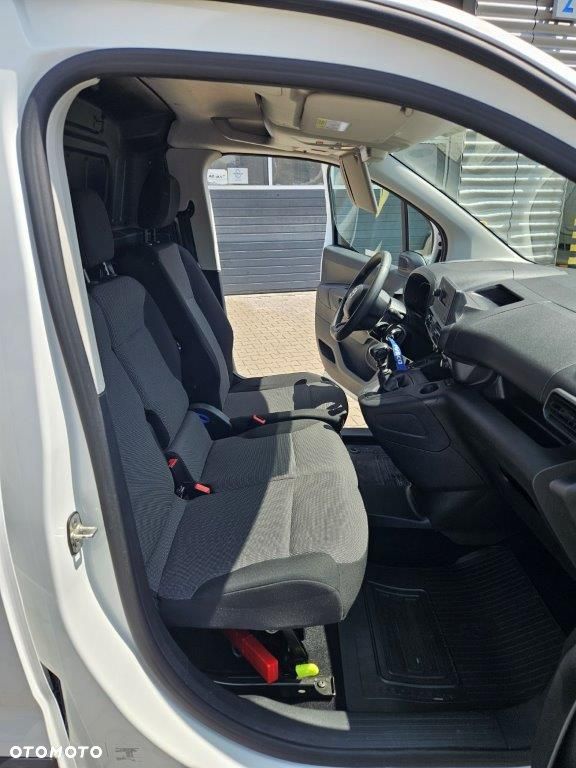 Toyota Proace City - 10