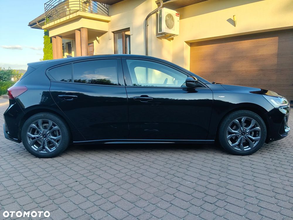 Ford Focus 1.0 EcoBoost Hybrid ST-LINE X - 8