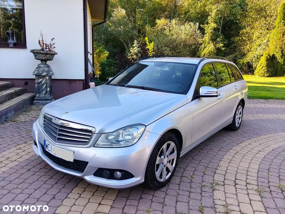 Mercedes-Benz Klasa C 220 CDI DPF (BlueEFFICIENCY) Elegance - 1