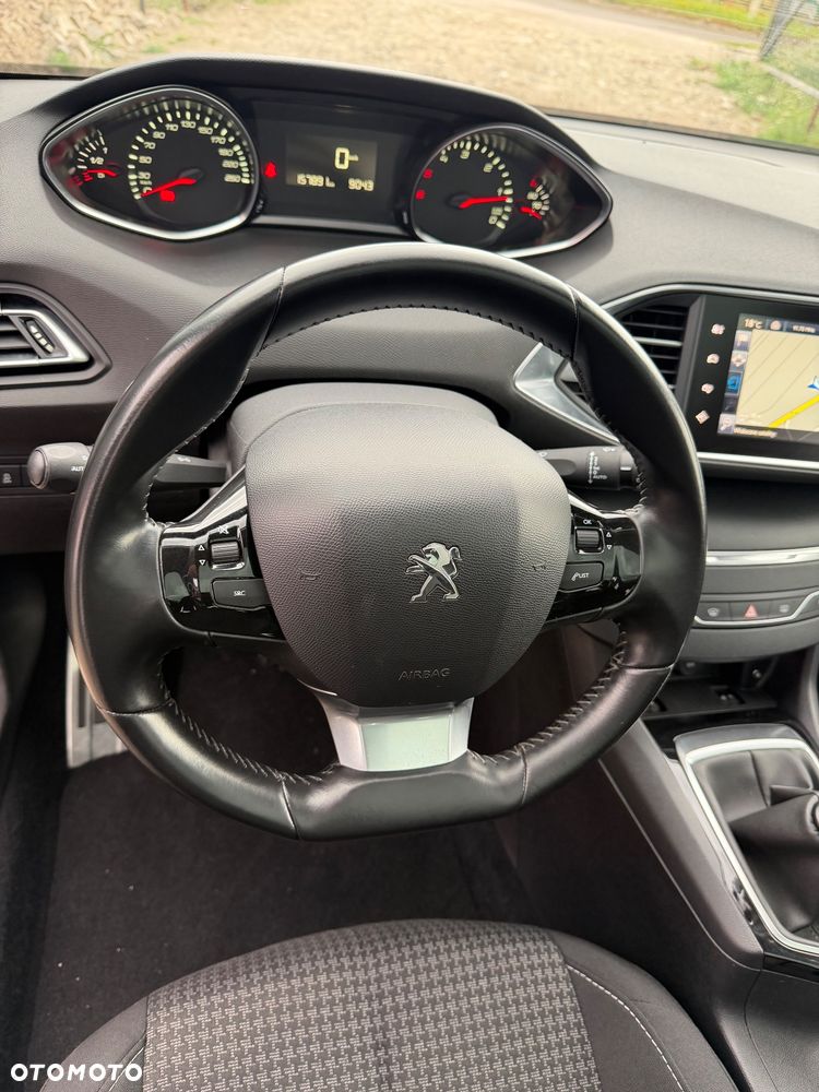 Peugeot 308 - 13