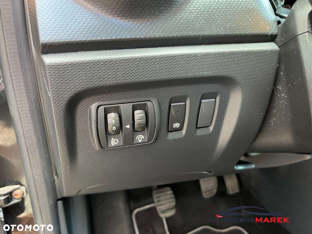 Renault Captur 1.5 dCi Energy Intens - 19