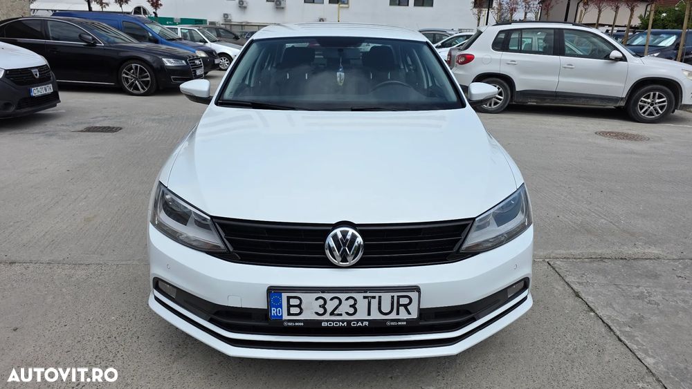 Volkswagen Jetta 1.2 TSI Comfortline - 2