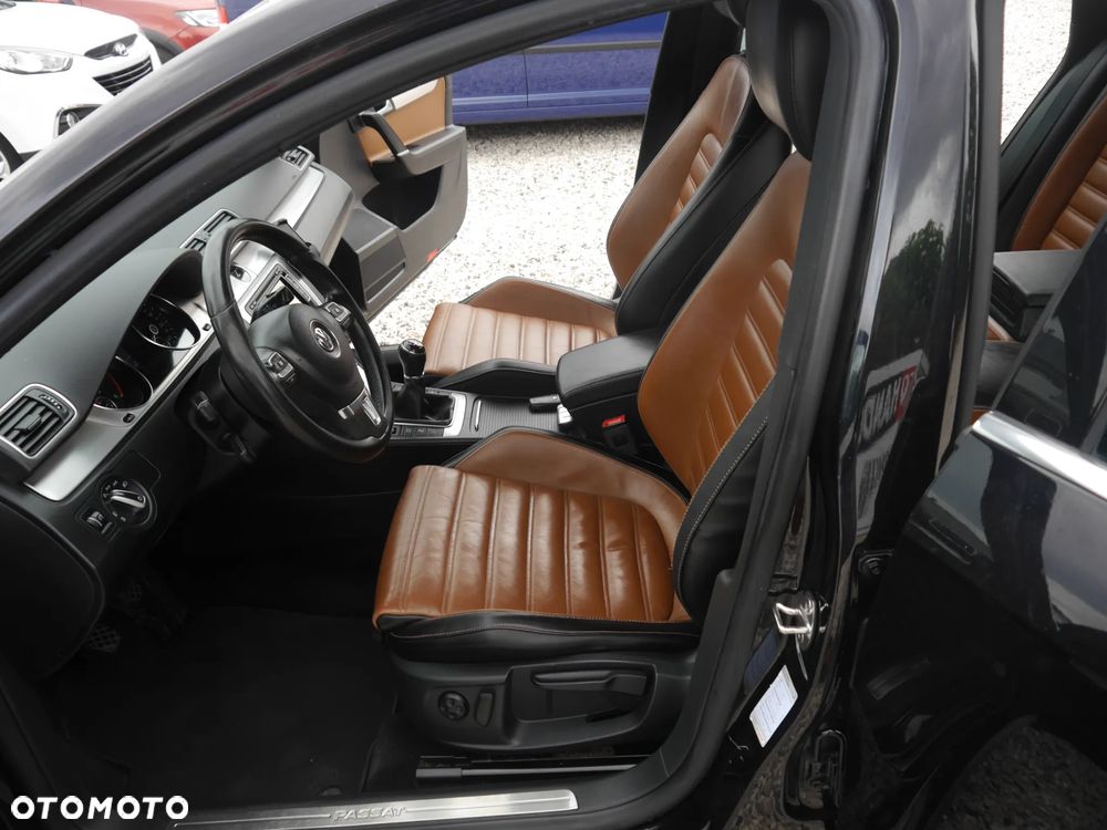 Volkswagen Passat Variant 2.0 TDI BlueMotion Technology Highline - 6