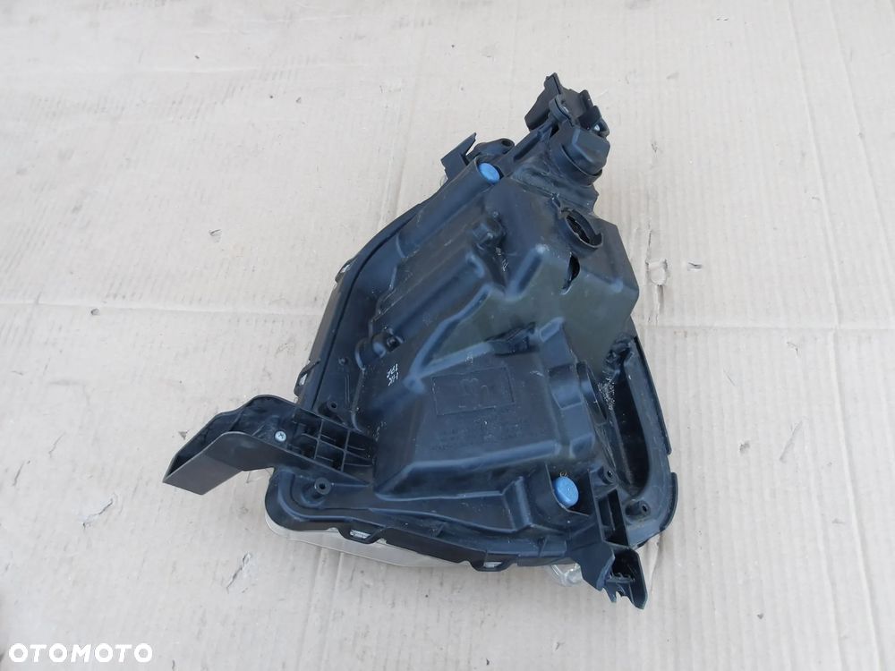 HALOGEN LEWY MITSUBISHI ECLIPSE CROSS W4323 - 6