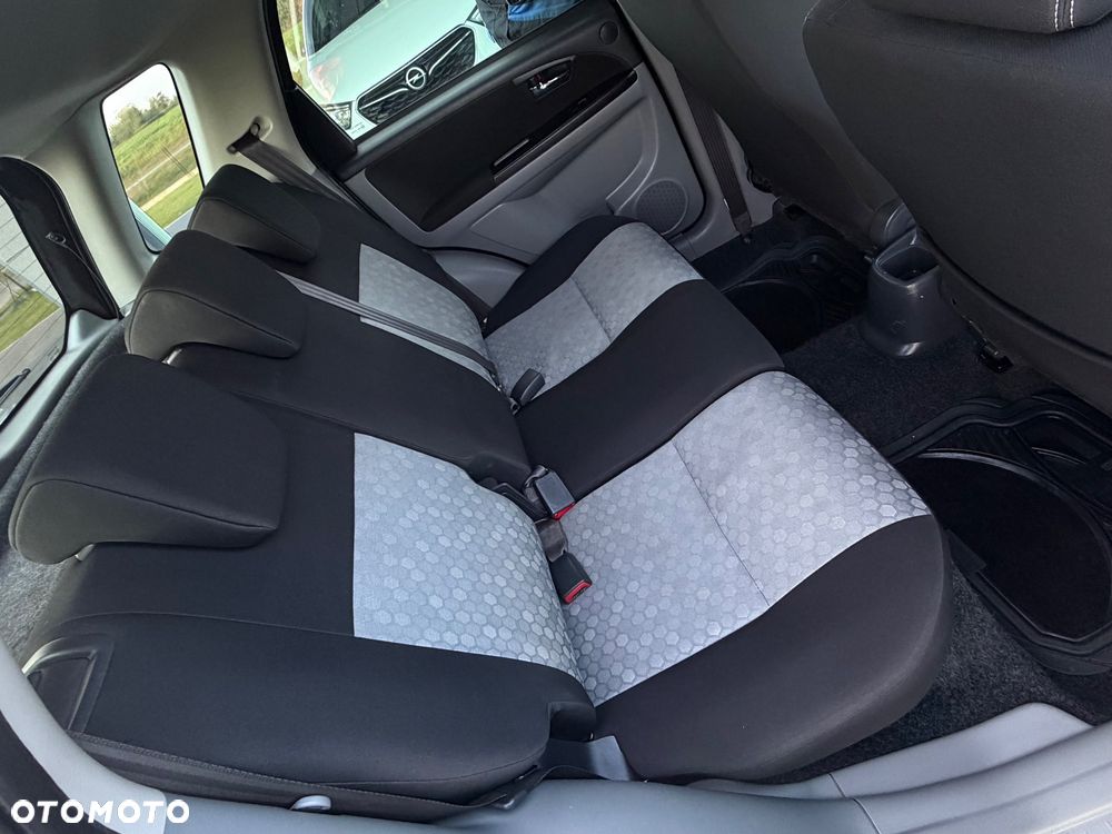 Suzuki SX4 1.6 VVT 4x4 Style - 28