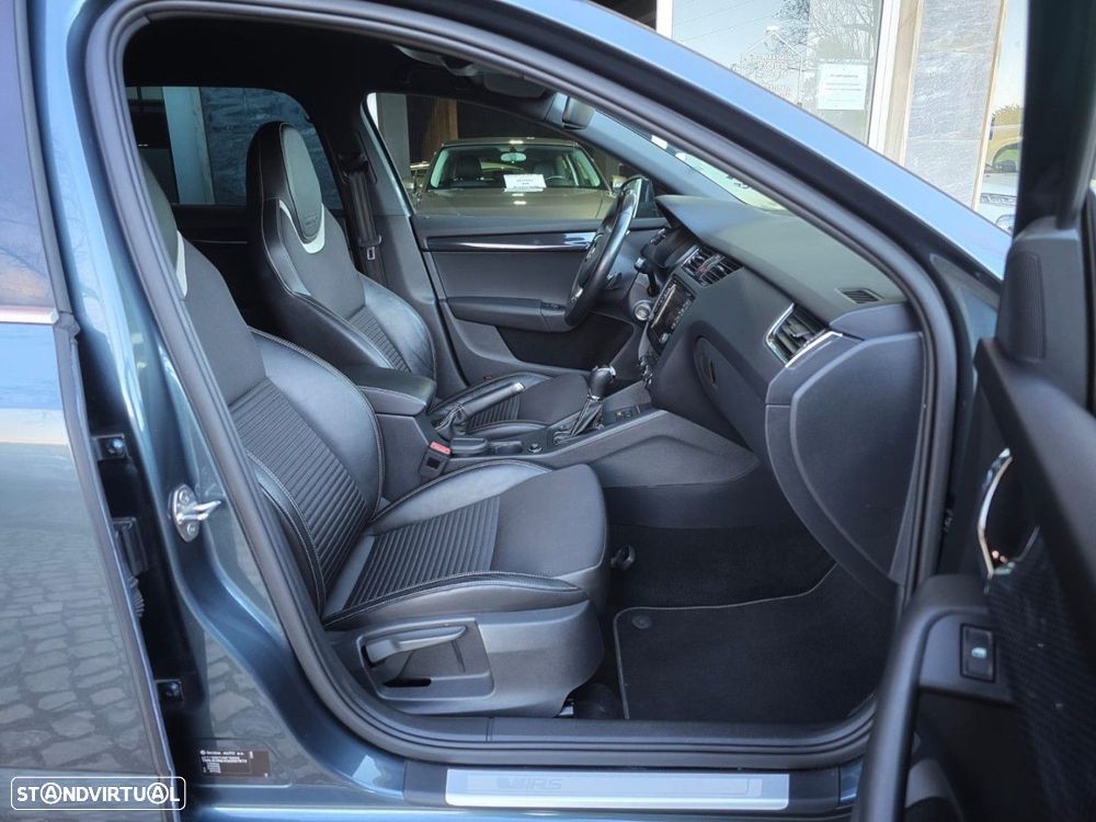 Skoda Octavia Break 2.0 TDI DSG RS - 18