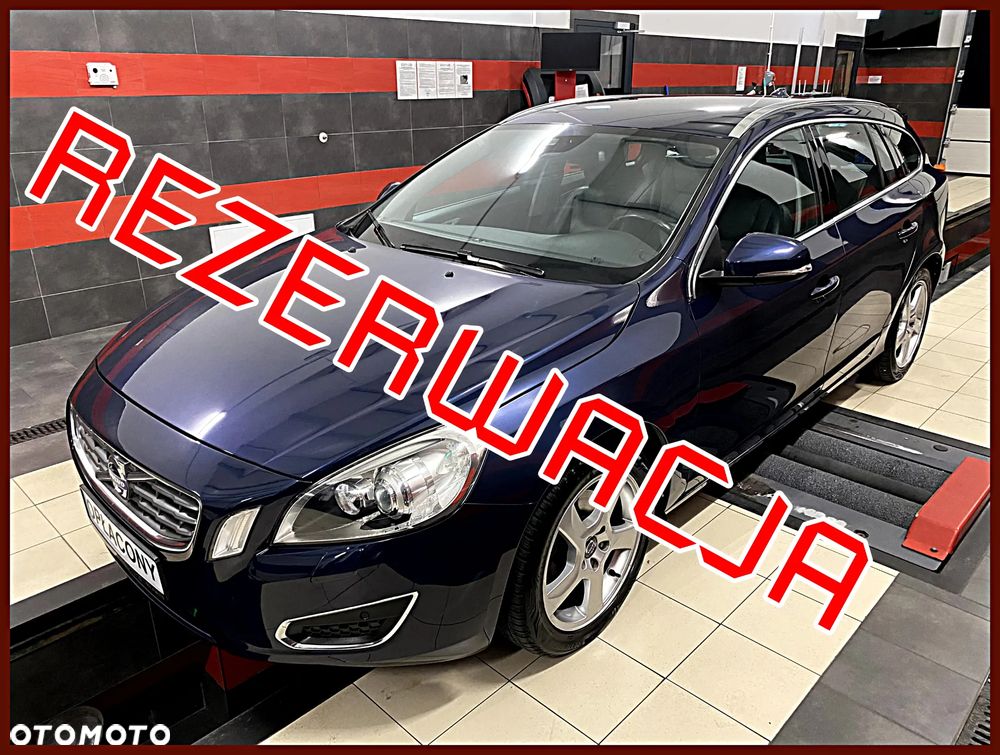 Volvo V60 D4 Geartronic Summum - 1