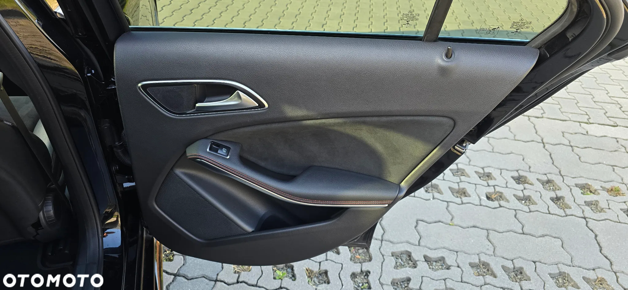 Mercedes-Benz Klasa A 180 AMG Line - 22