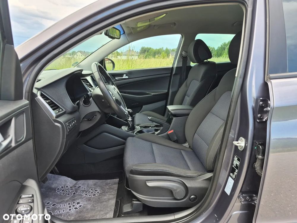Hyundai Tucson blue 1.6 GDi 2WD Navi - 15
