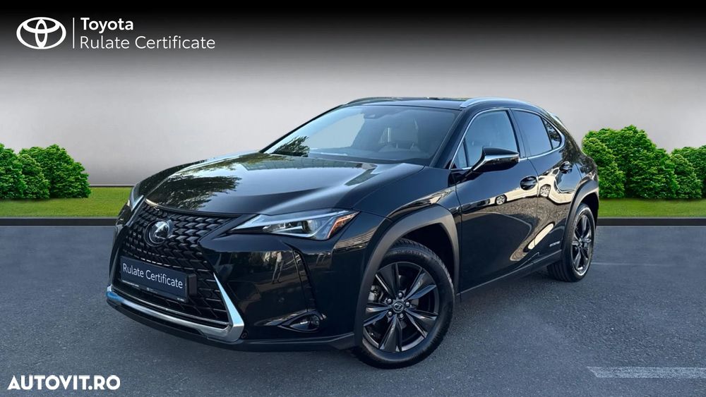 Lexus UX 250h FWD Executive - 2