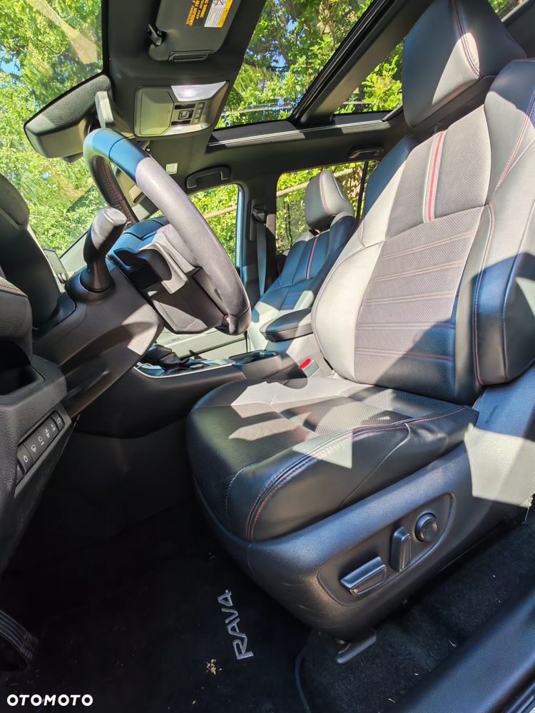 Toyota RAV4 - 21