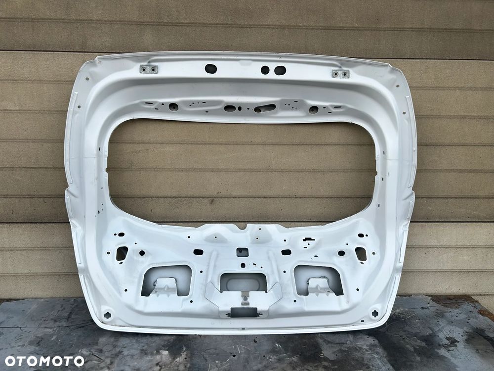 FORD FIESTA MK8 KLAPA TYŁ POKRYWA BAGAŻNIKA - 3