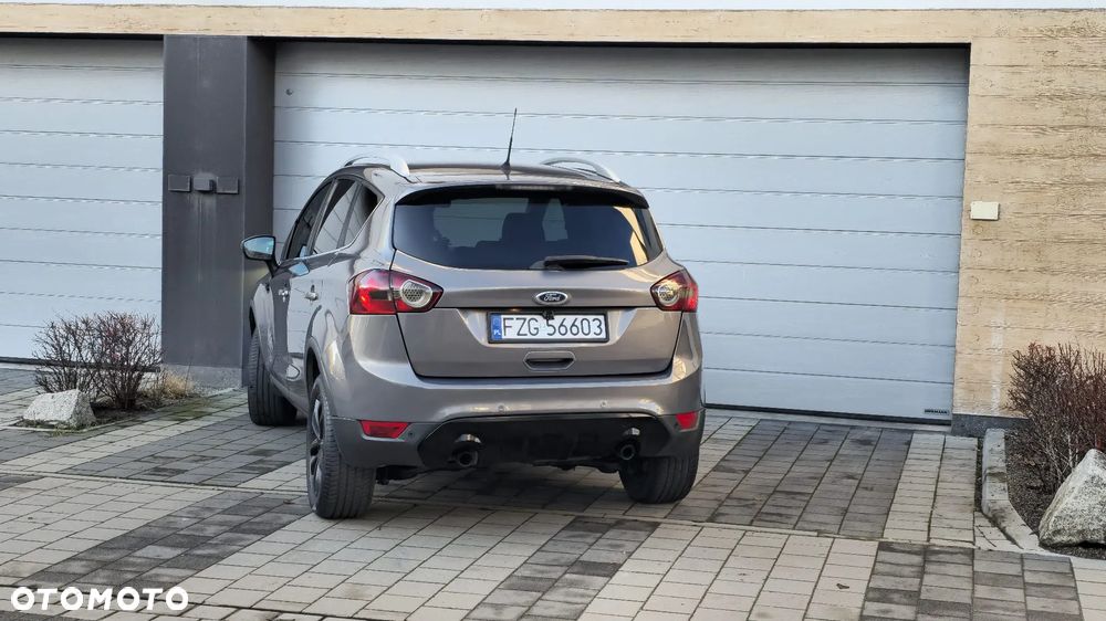 Ford Kuga 2.0 TDCi Titanium - 3