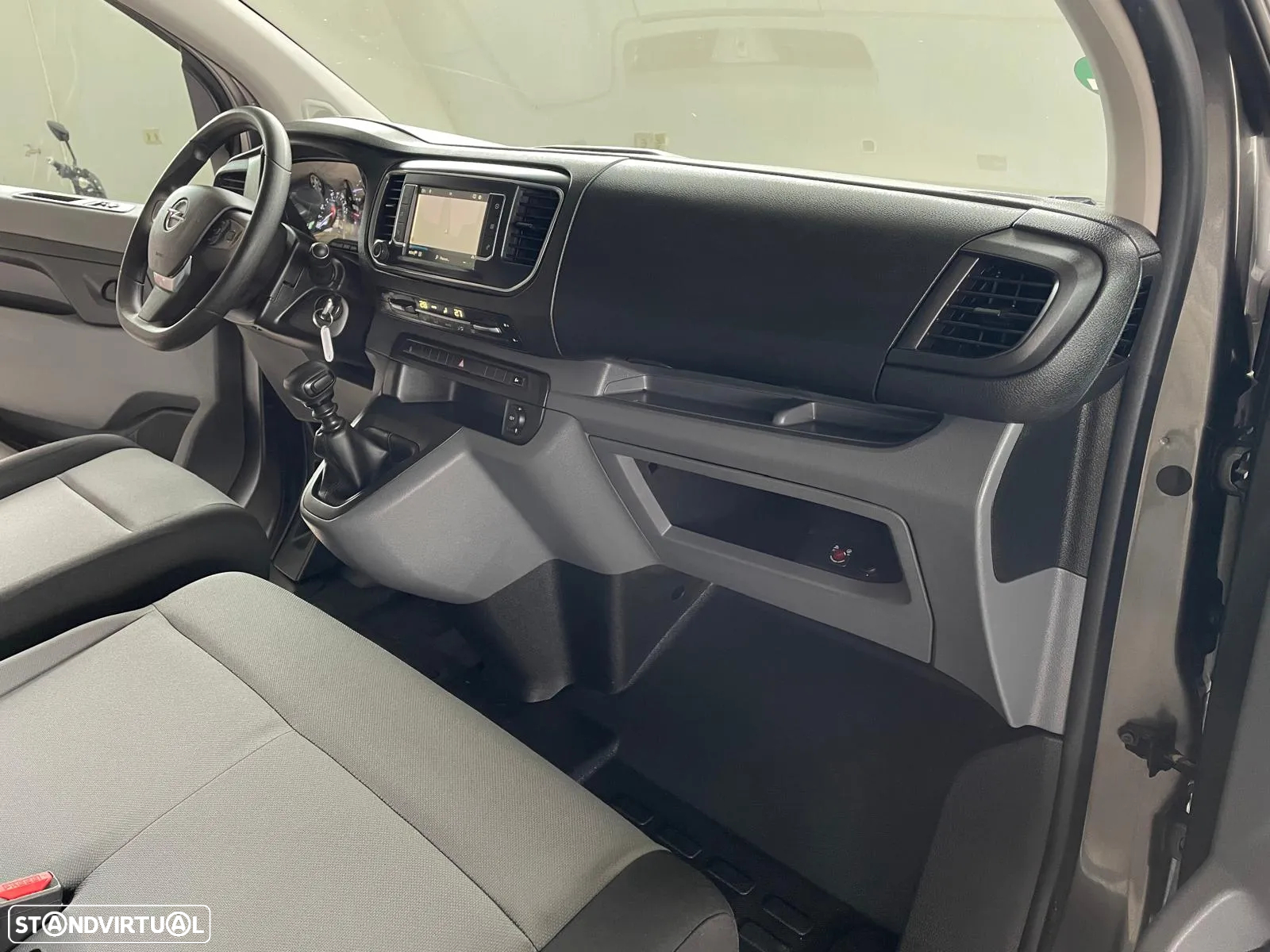 Opel Vivaro 1.5 CDTi L1H1 Essentia - 23