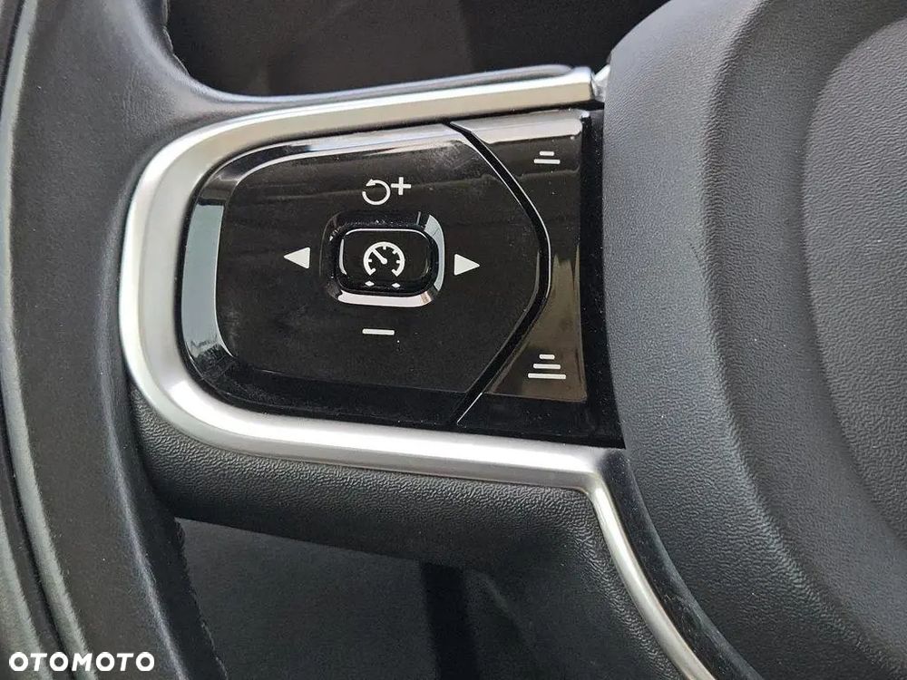 Volvo XC 60 - 16