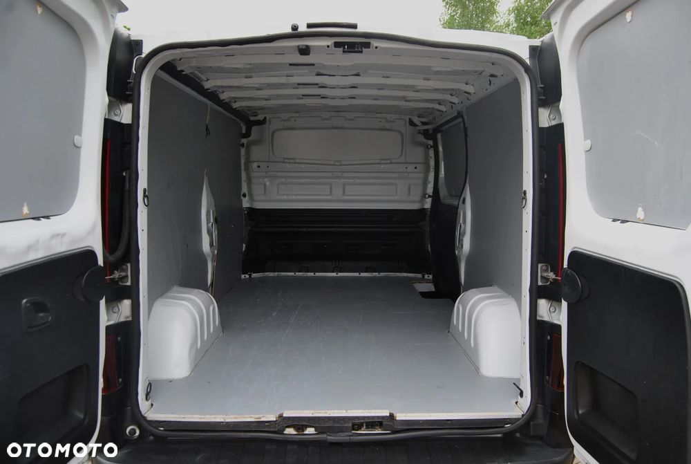 Renault Trafic - 10