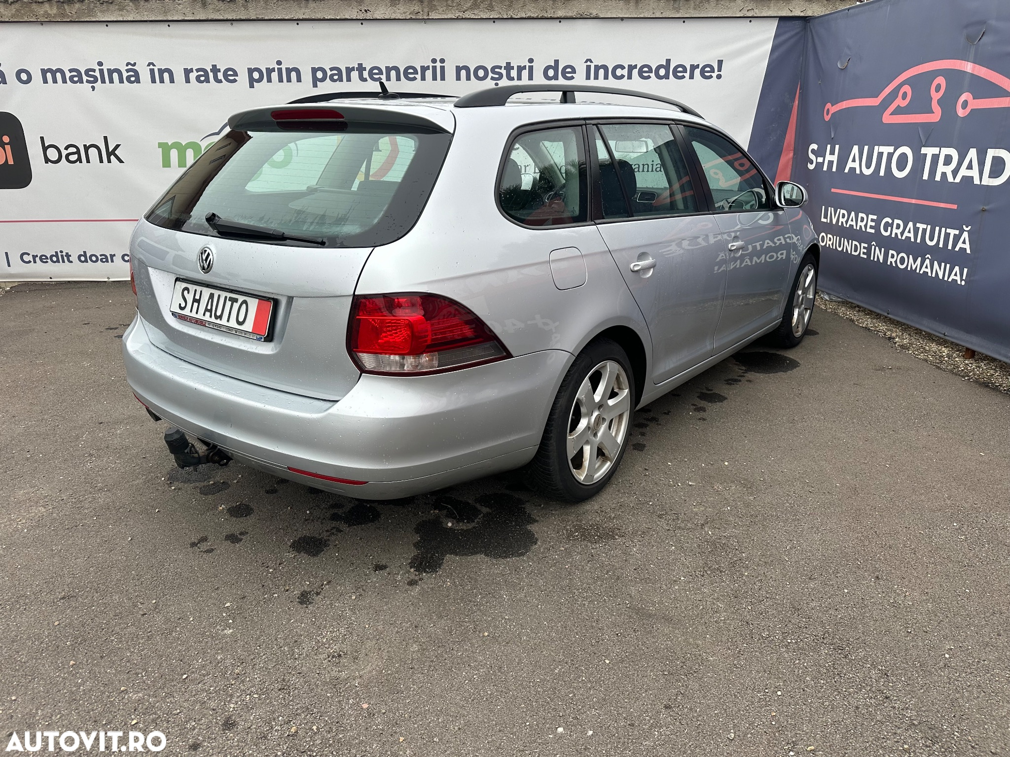 Volkswagen Golf 1.6 TDI BlueMotion Technology DPF Highline - 4