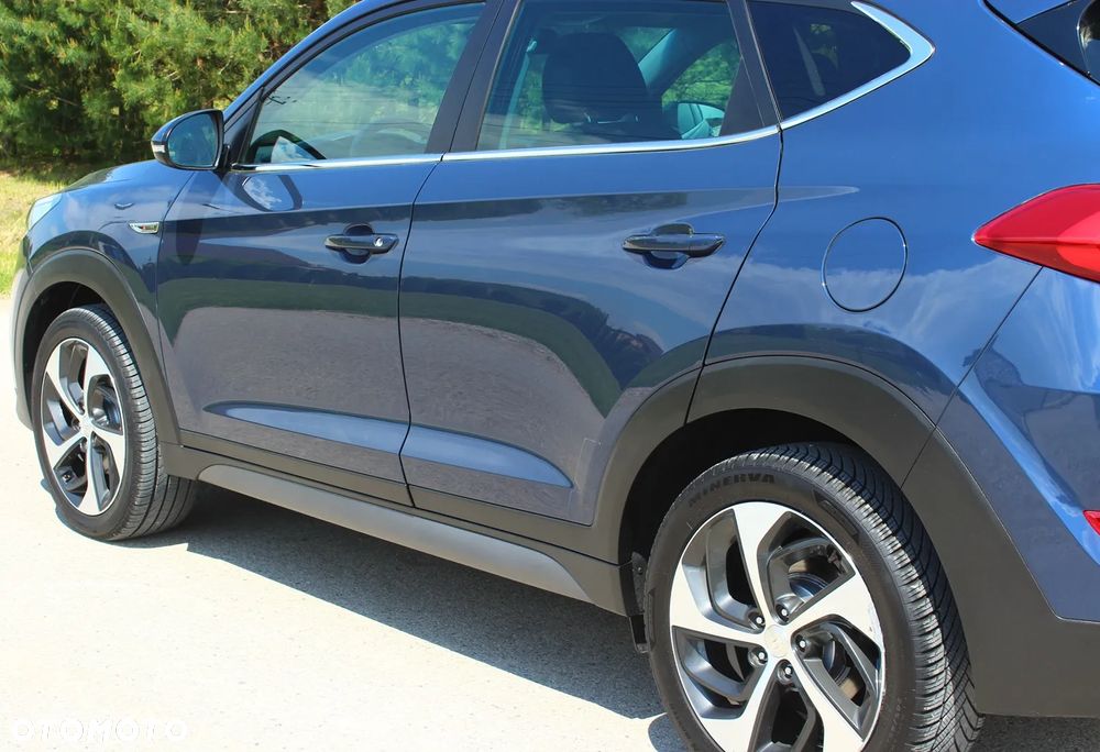 Hyundai Tucson blue 1.7 CRDi 2WD Style - 17