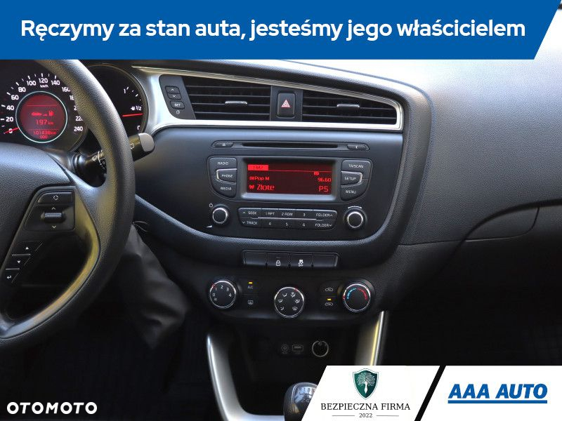 Kia Ceed - 16