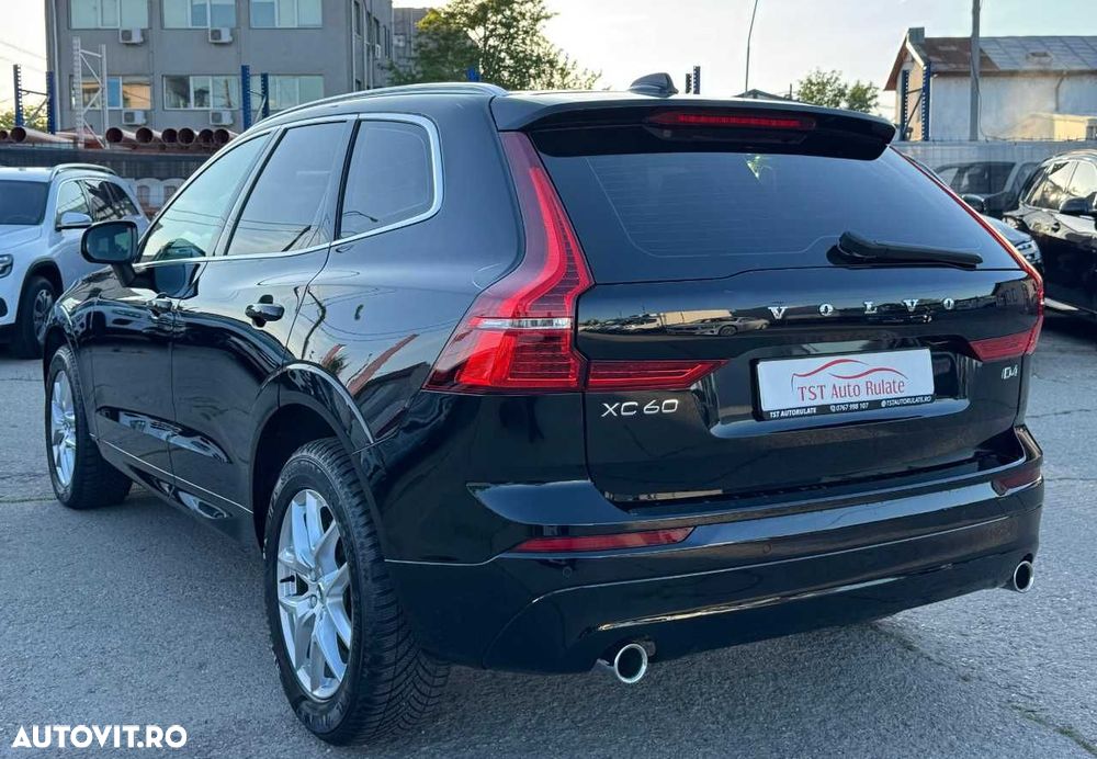 Volvo XC 60 D4 Momentum Pro - 6