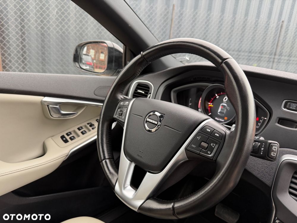 Volvo V40 Cross Country D4 Geartronic Summum - 20