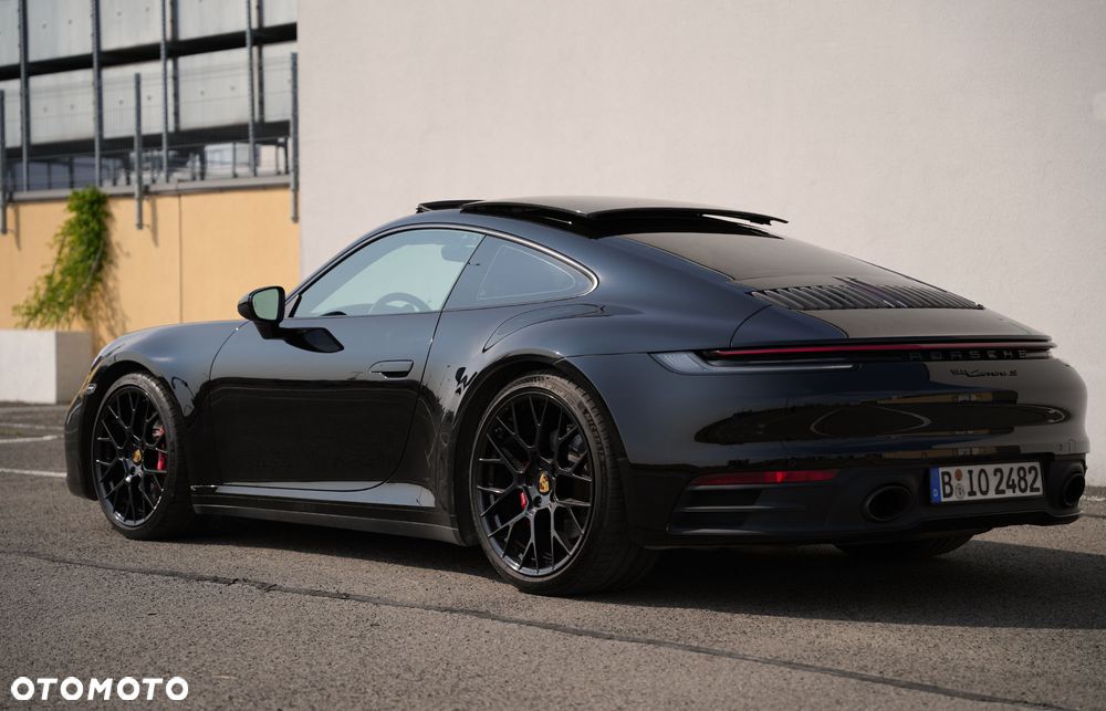 Porsche 911 Carrera S - 3