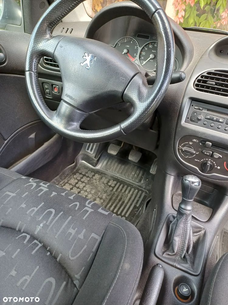 Peugeot 206 SW 75 Filou - 16