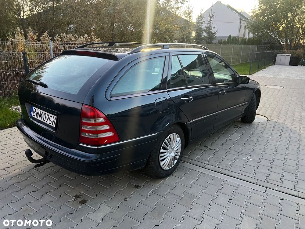 Mercedes-Benz Klasa C ver-200-cdi-elegance - 4
