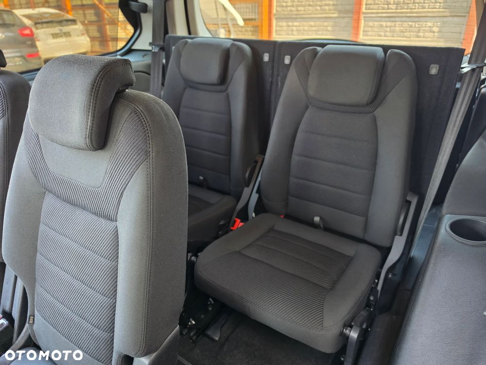 Ford Galaxy 2.0 TDCi Titanium - 25